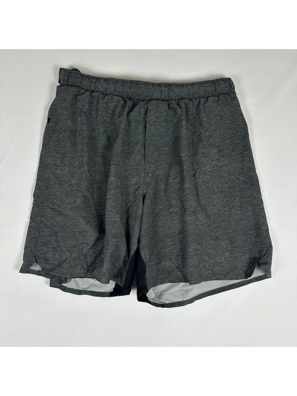 Lululemon Mens 2-in-1 Running Shorts Size L Gray Heather Compression